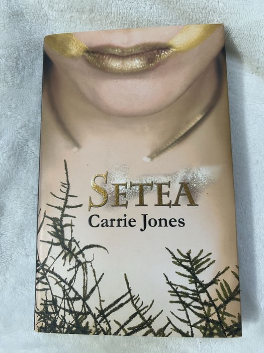 Carti fantezie adolescenti