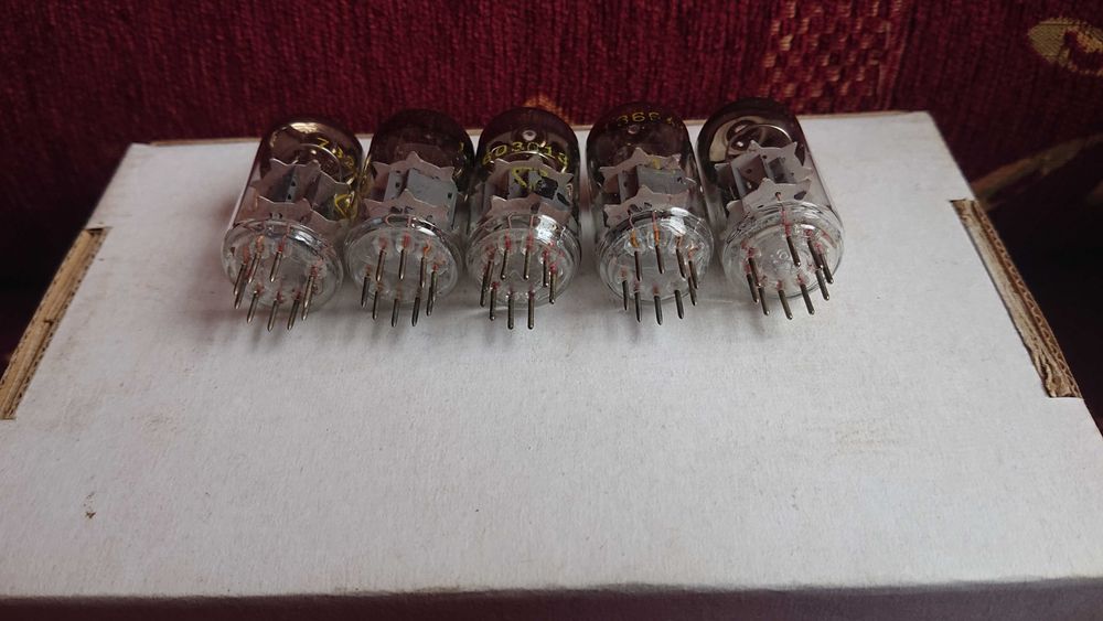 Радиолампи RFT - ECC85.