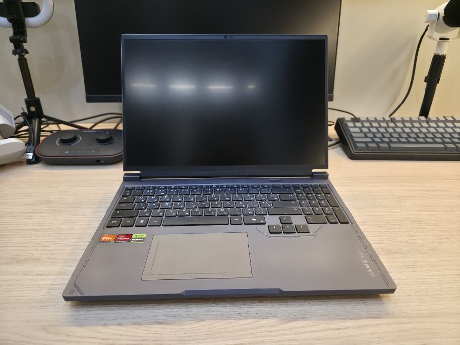 Игровой ноутбук 16" 5070Ti Ryzen 9 32Gb ddr5 1Tb ssd 300 гц 2k Дисплей