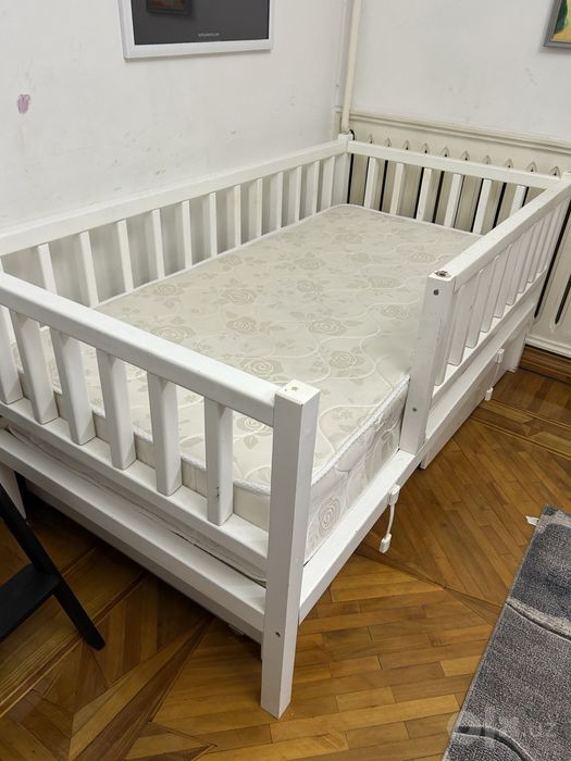Детские кроватки