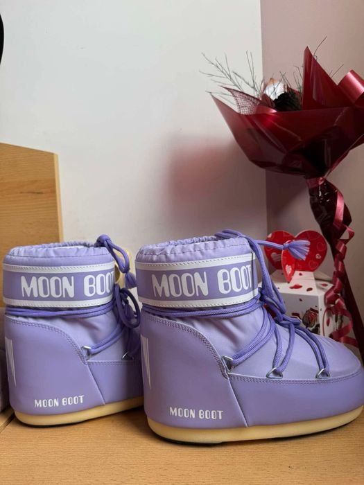 Зимни апрески Moon Boot