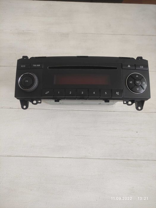 Продавам аудио система за Мерцедес