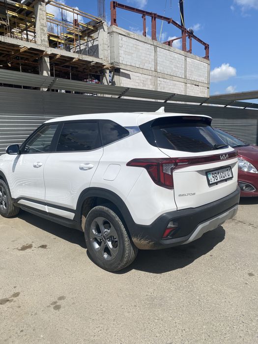 Киа селтос состояние отличное