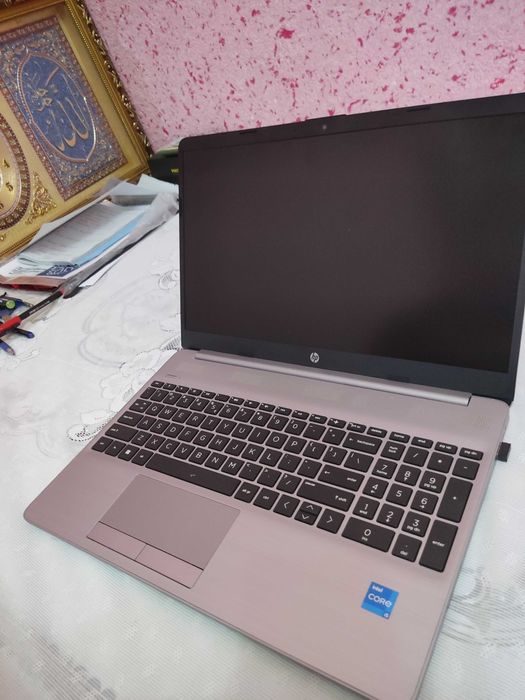 Noutbuk hp intel core i5 ozu8 xotira 512