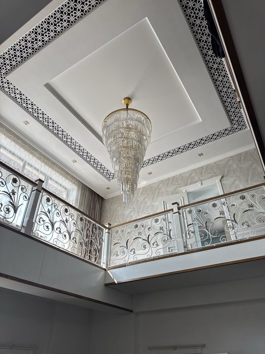 продам люстру хорошую