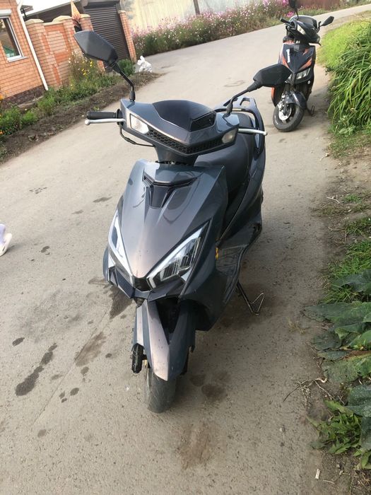 Продам скутер м8