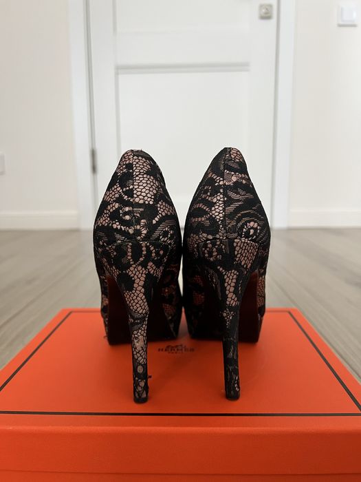 Вечерние женские туфли