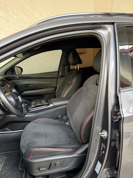 Hyundai tucson 2,5 L  Nline zavod navarotli pozitsa bez lyuk chiqgan