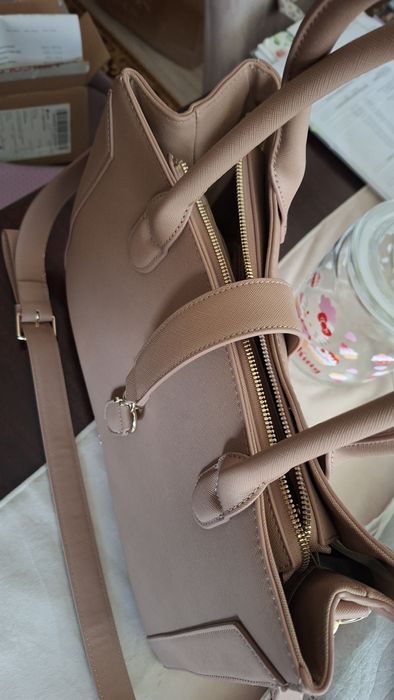 Чанта LASOCKI бежева, стилна