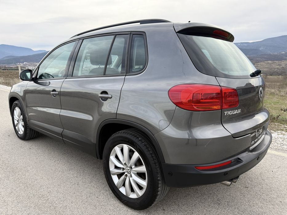 VW Tiguan 2.0 TDI 140к.с 4MOTION / Facelift / Navi / FULL SERVICE