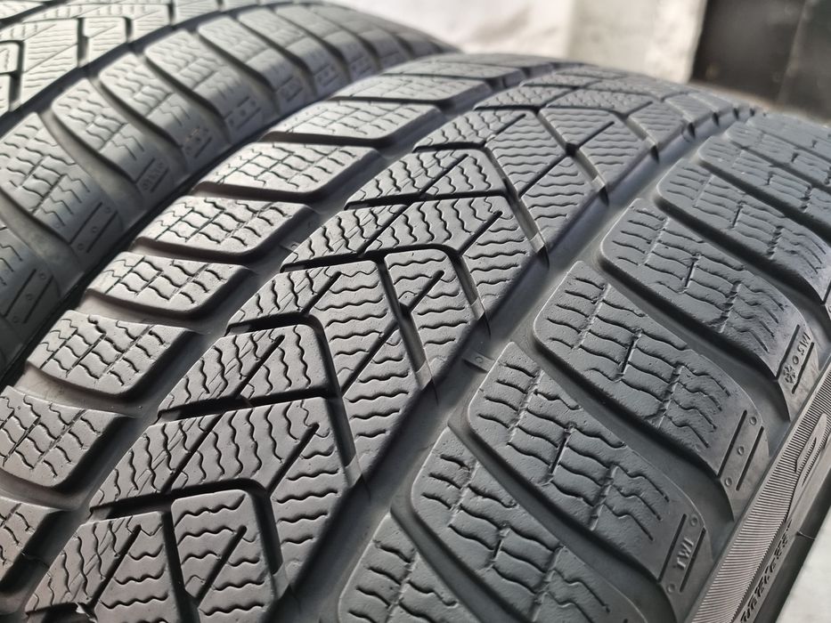 "Dot 21-24" 235/45/18 Pirelli 4Броя: 520лв 6.5мм