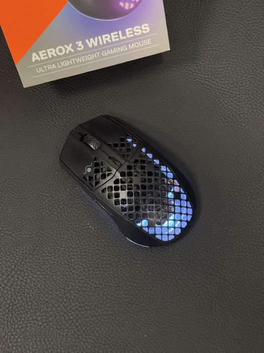 Продавам мишка Steelseries aerox 3 wireless