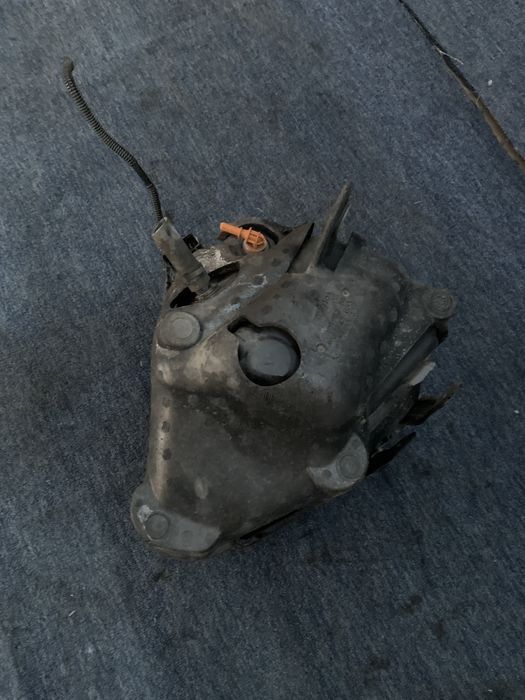 BMW X5 F15 X6 F16 Rezervor / vas Adblue