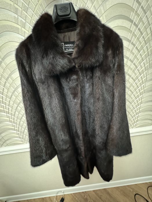 Продам норковую шубу