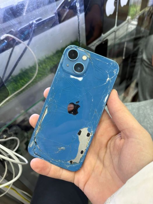 Продается Айфон 13