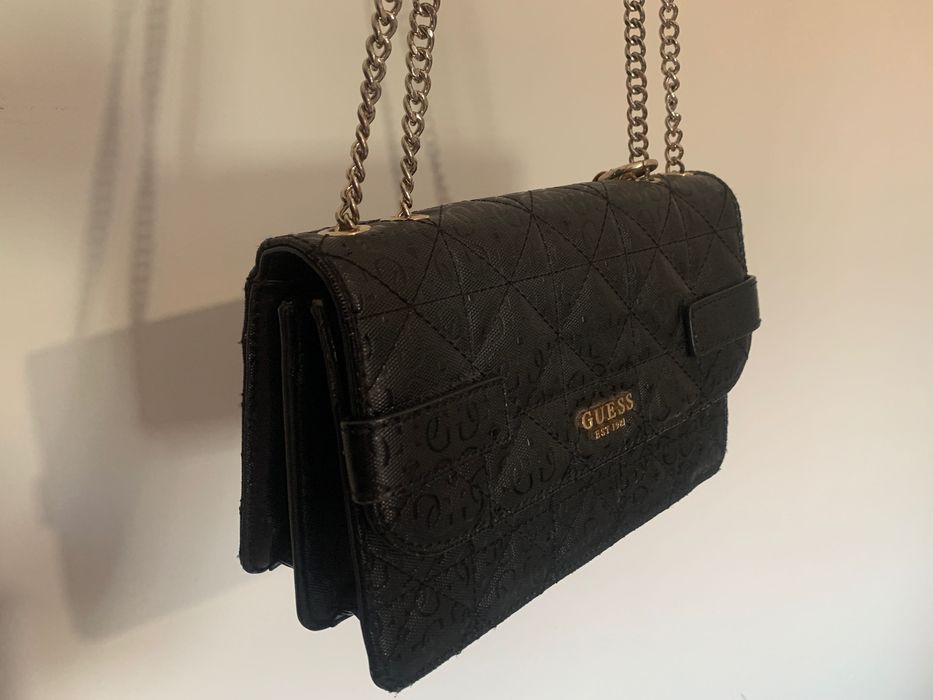 Guess оригинална чанта