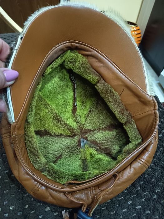 Елегантно дамско кепе от естествена телешка кожа