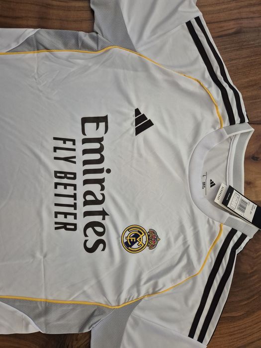 Новите тениски на гранда Реал Мадрид 25/26