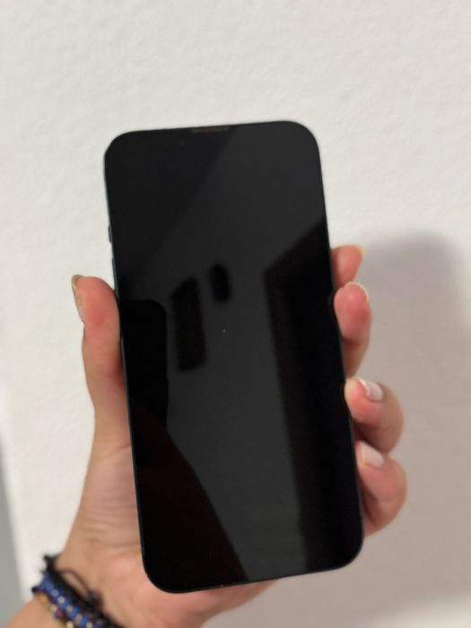 Vând Iphone 13 128 GB