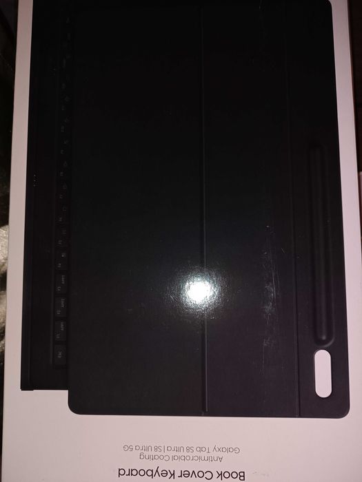 Galaxy Tab S8 Ultra 5G + клавиатура