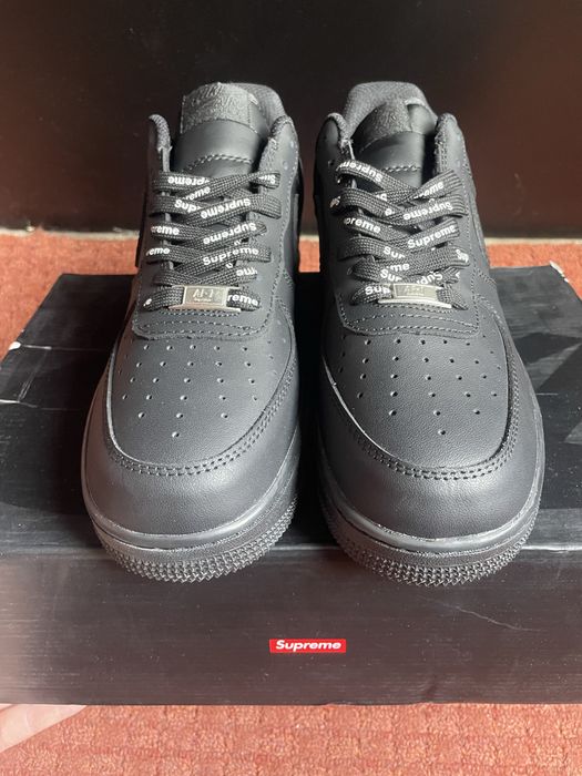 Nike x Supreme Air Force 1 Negru