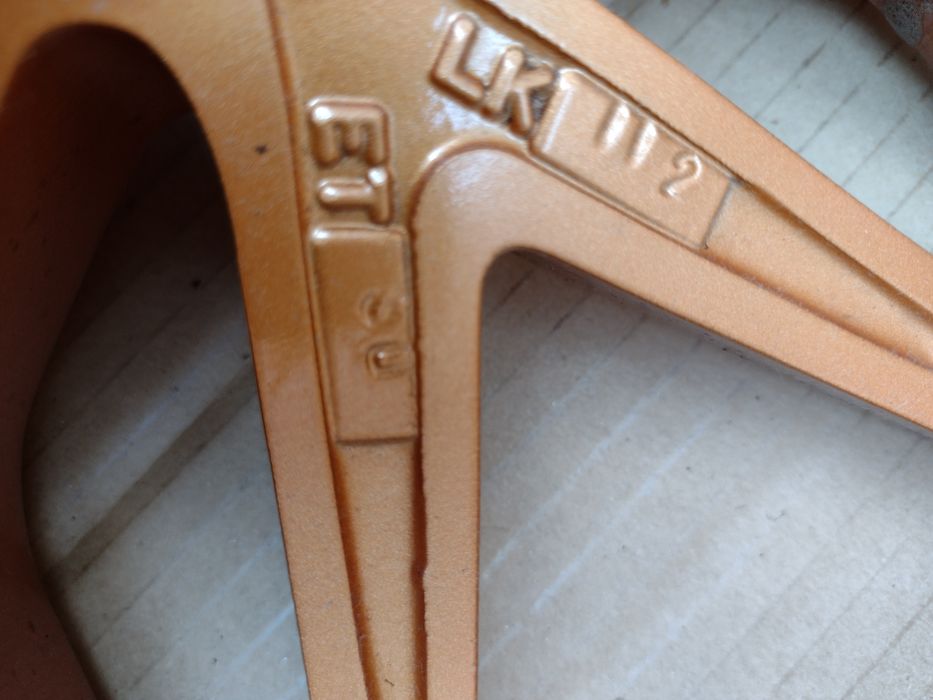 Топ състояние MAM 19-5x112 et30 8.5j BMW G30