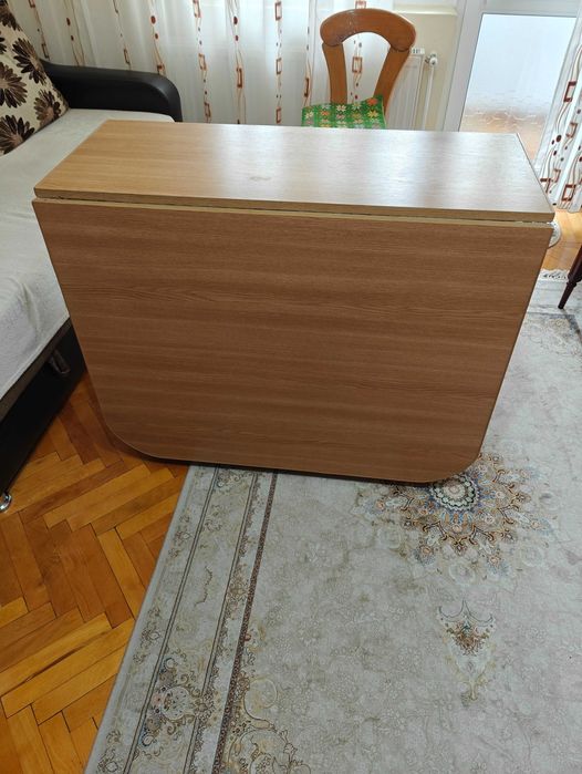 Masă pliabilă/extensibila din pal melaminat 100cmx190cm