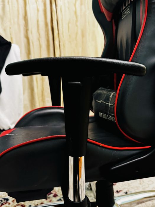 игравой кресло от компаний Hero series