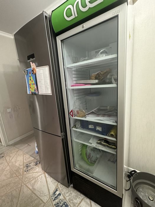 Витринный холодильник алсер 2м