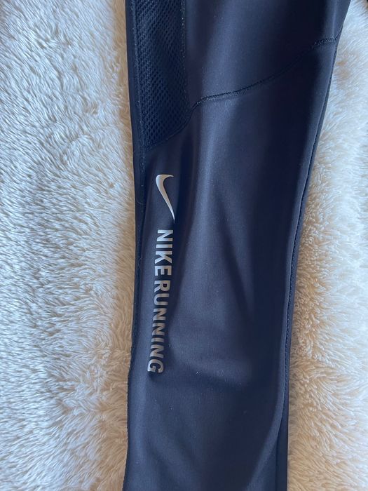 Дамски спортен клин Nike