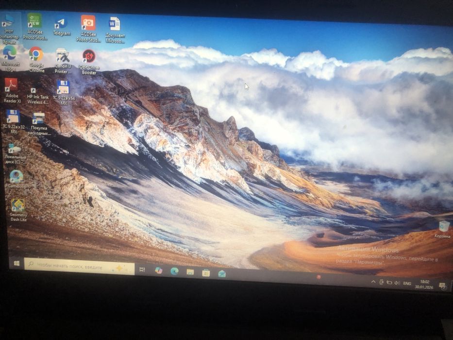 Noutbook 300gb batareya qoyish kere zaretkada ishlidi