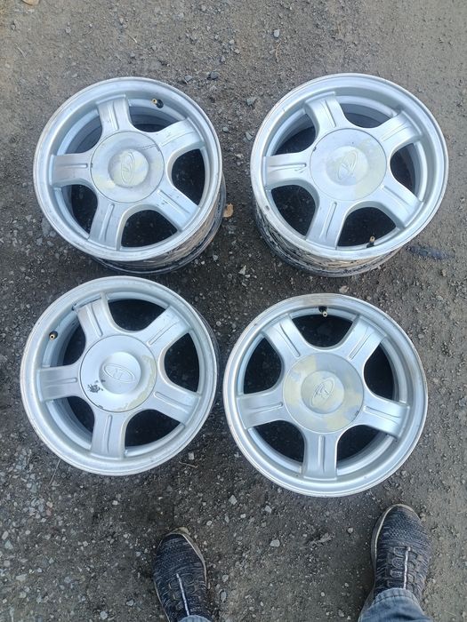 Продам титановые диски на ваз размер 13