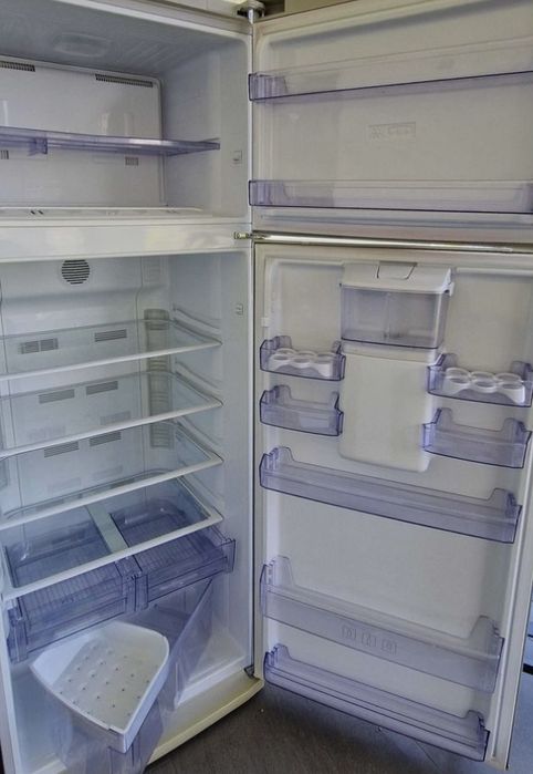 Manere, rafturi, piese combina beko