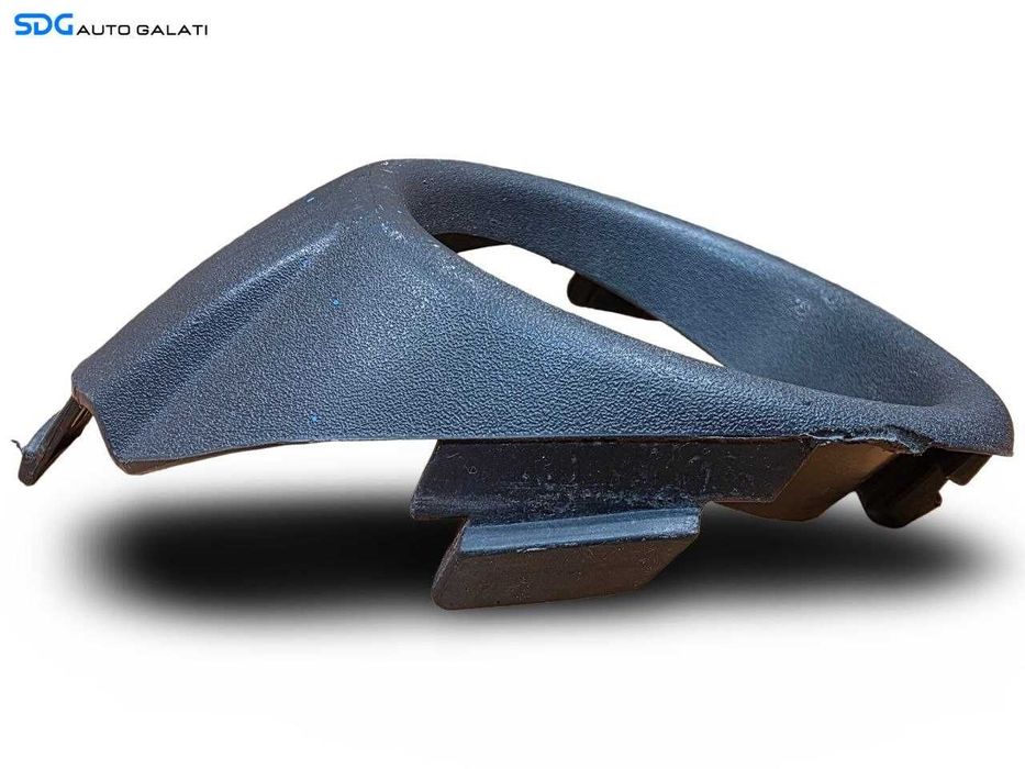 Rama Grila Ornament Proiector Ceata Stanga de pe Bara Spoiler Fata Ford Fiesta 6 2008 - 2018 Cod 8A61-15A223-A [N5075]