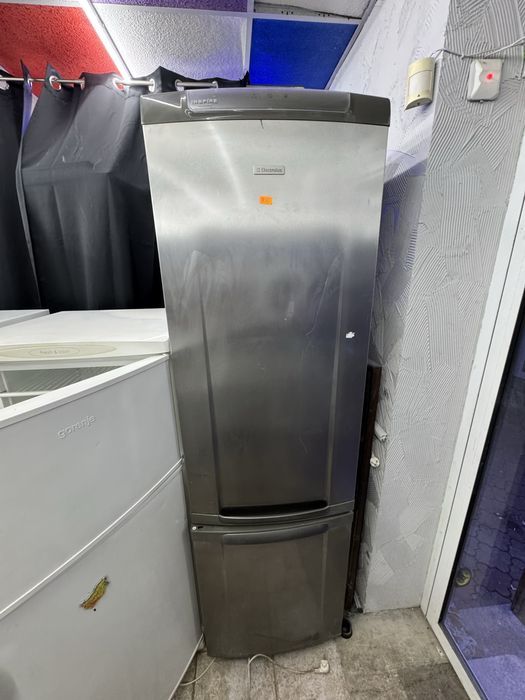 Хладирнек с фризер gorenje