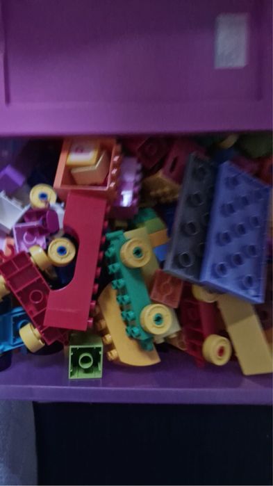 Vand patru seturi Lego complete
