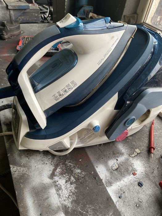 Statie de calcat Tefal