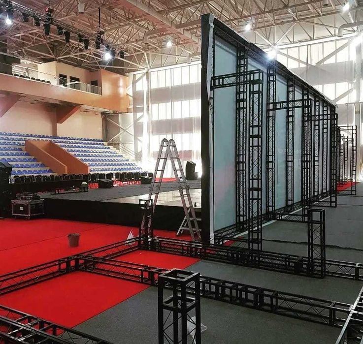 Подиум каркасы фермы сцены пресс стены 24/7