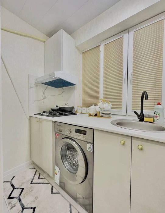 Сдам 2х комнатную Евроквартиру Метро Новза!!!