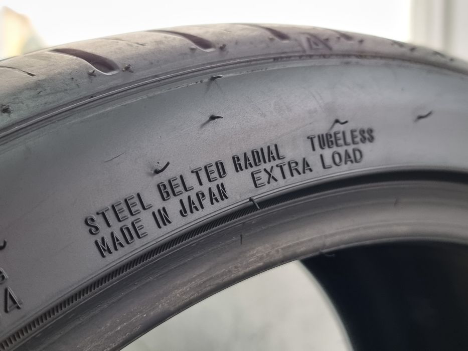 255/35/18 Falken 2Броя: 125€ 6мм