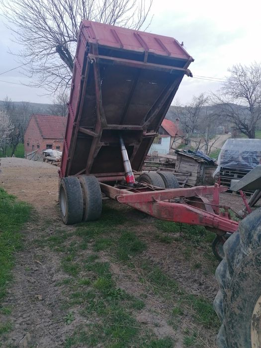 Vand remorcă tractor Geoagiu • OLX.ro