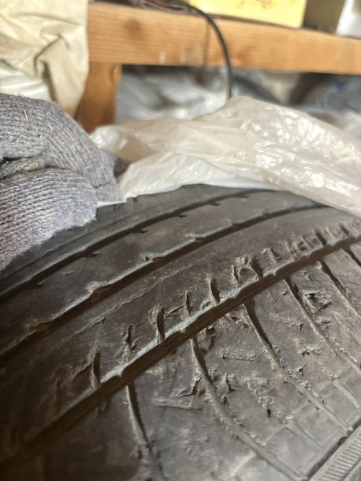 Продаются шины в б/у состоянии.