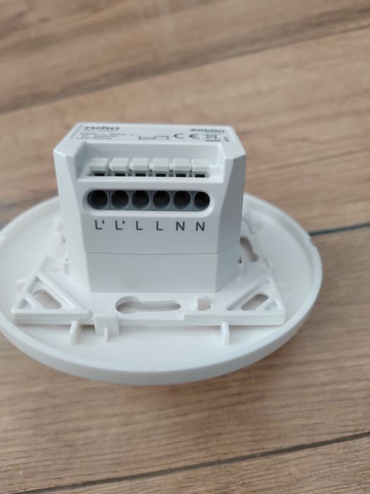 Senzor prezență 360° Züblin / Niko – NOU, 16 m, tavan – 7 bucăți