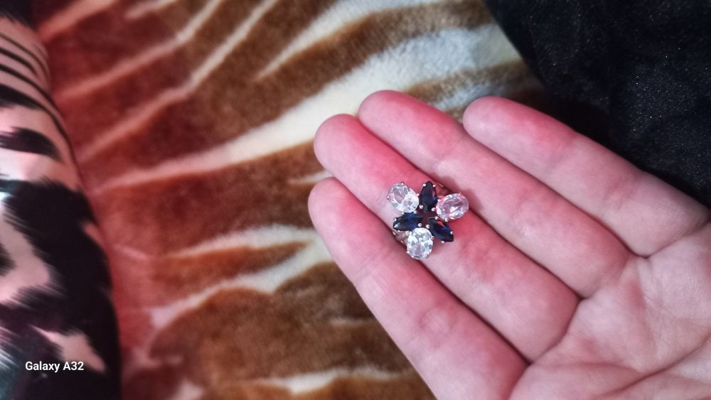 Серебрянное колечко с камнем Феруза  проба 925