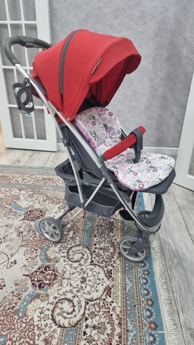 Продам прогулочную коляску