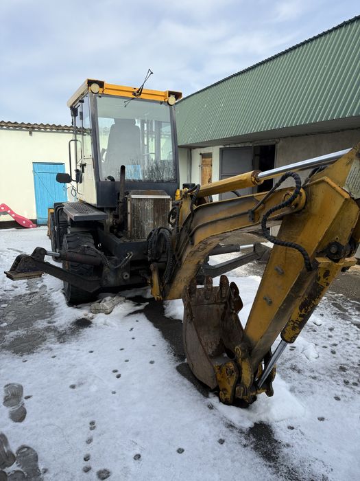 Продам LCMG экскаватор 3 в 1