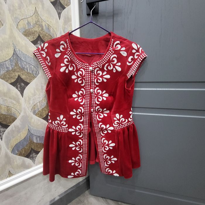 Кажекей на девочку