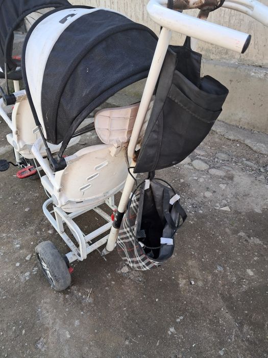 Велосипед для двойняшки