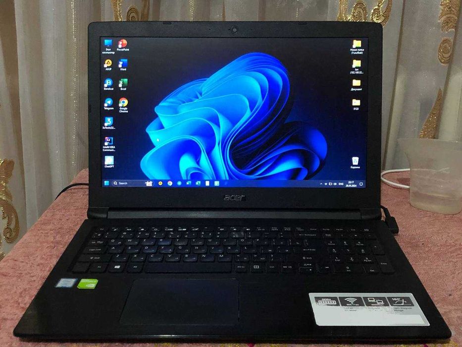 Продается ноутбук Acer [8/128 ssd + 1000Tb HDD]