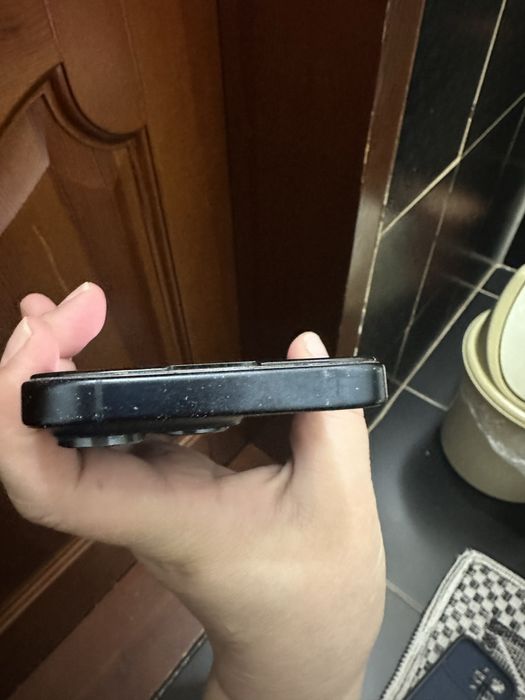 Продам айфон 15 про 256 ГБ